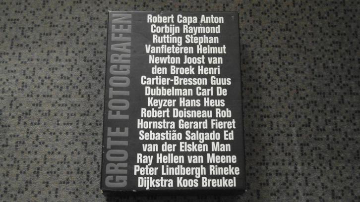 FOTOBOX GROTE FOTOGRAFEN ; 20 nieuwe boeken, Boeken, Kunst en Cultuur | Fotografie en Design, Nieuw, Fotografen, Ophalen of Verzenden