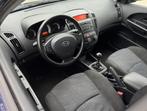 Kia cee'd Sporty Wagon 1.4 X-tra Airco Elek.R Bt, Voorwielaandrijving, Stof, Gebruikt, Zwart