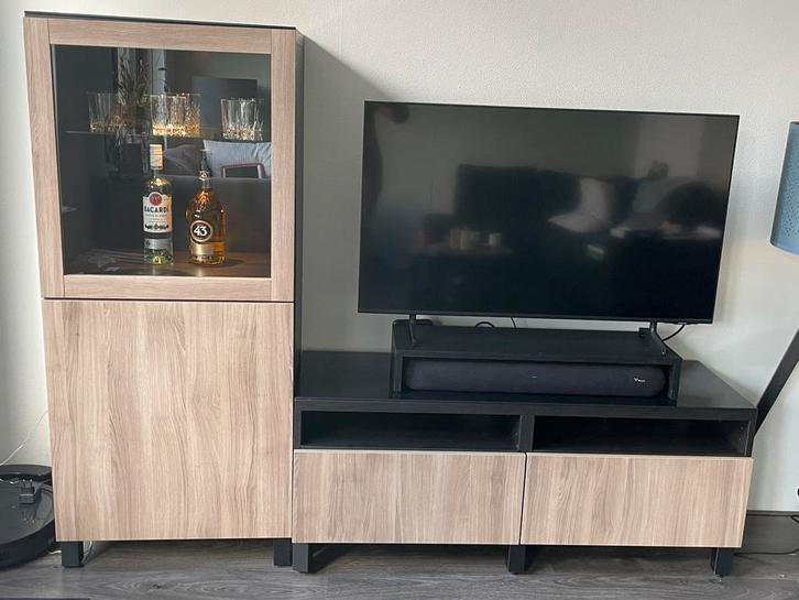 Tv meubel met vitrinekast Ikea Besta, Huis en Inrichting, Kasten | Televisiemeubels, Gebruikt, 100 tot 150 cm, 150 tot 200 cm