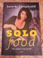 Solo Food - Janneke Vreugdenhil, Boeken, Kookboeken, Verzenden, Voorgerechten en Soepen, Zo goed als nieuw, Europa
