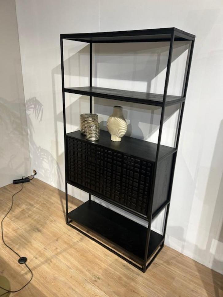 Buitenkans showroom model! Wandkast Structure, Huis en Inrichting, Kasten | Wandmeubels, Zo goed als nieuw, 150 tot 200 cm, Minder dan 150 cm