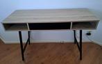 Bureau. Zo goed als nieuw!, Huis en Inrichting, Bureaus, Ophalen, Zo goed als nieuw, Bureau