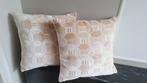 Mooie nieuwe beige velours sierkussens 2x hotel chic, Huis en Inrichting, Woonaccessoires | Kussens, Beige, Vierkant, Nieuw, Ophalen of Verzenden
