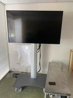 Mobiele TV Standaard met nieuwe Zwenkwielen, Zwolle, Ophalen, Zo goed als nieuw