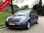 Toyota Prius 1.5 VVT-i Comfort 1e EIG Deal Ond. NAP AIRCO, Origineel Nederlands, Te koop, Zilver of Grijs, 5 stoelen