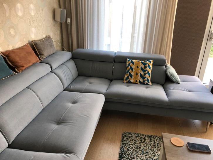 Blauwe hoekbank xooon, Huis en Inrichting, Banken | Bankstellen, Gebruikt, Hoekbank, Vierpersoons of meer, 300 cm of meer, 75 tot 100 cm