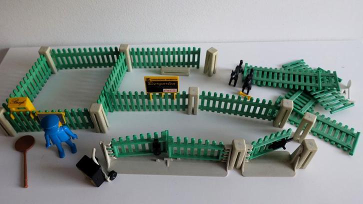 Playmobil tuinhekjes met postbode en honden, 3504, Kinderen en Baby's, Speelgoed | Playmobil, Zo goed als nieuw, Complete set