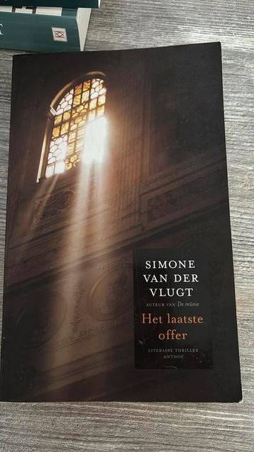 Simone van der Vlugt - Het laatste offer beschikbaar voor biedingen