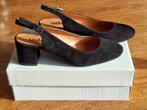 Zwarte pump met open hiel maat 39, Kleding | Dames, Schoenen, Pumps, Zwart, Nieuw, Ophalen of Verzenden