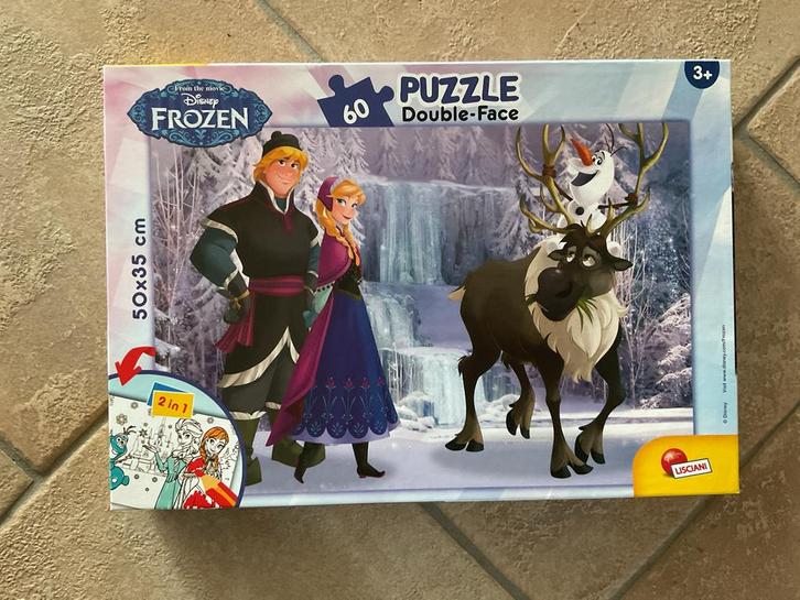 Frozen Puzzel Set - 2 Mooie Puzzels + 4 in 1, Kinderen en Baby's, Speelgoed | Kinderpuzzels, Zo goed als nieuw, 4 tot 6 jaar, Meer dan 50 stukjes