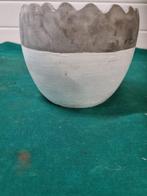 bloempot grijs wit kartelrand, Ophalen of Verzenden, 'T Olde Gre-j, Info@toldegrej.nl, Endepoelstraat 20f Didam