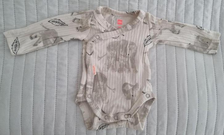 Prematuur romper truitje olifant maat 44 rompertje unisex, Kinderen en Baby's, Babykleding | Prematuur, Zo goed als nieuw, Shirtje of Longsleeve