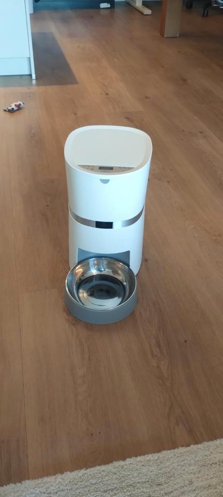 Welltobe automatisch voermachine, Dieren en Toebehoren, Dierenvoeding, Kat, Ophalen