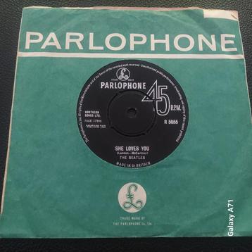 45 rpm The Beatles - She Loves You (1963) beschikbaar voor biedingen