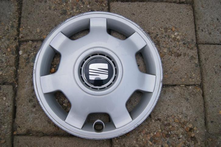 1 losse originele wieldop Seat Ibiza 14 inch (Model 1), Auto diversen, Wieldoppen, Gebruikt, Ophalen of Verzenden
