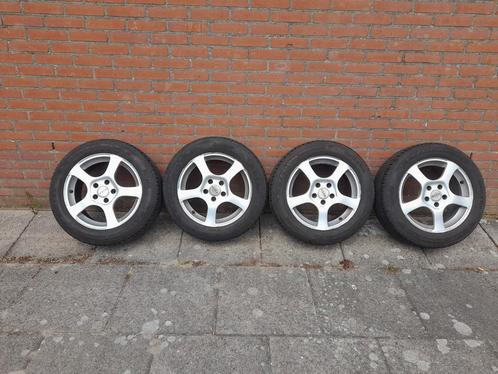 Opel 16" velgen met z.g.a.n.zomerbanden (8.3mm.profiel), Auto-onderdelen, Banden en Velgen, Velg(en), Zomerbanden, 16 inch, 205 mm