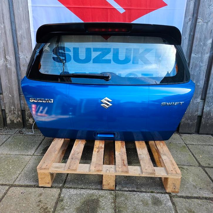 Suzuki Swift, achterklep met spoiler (ZCG) 2005-2010, Auto-onderdelen, Carrosserie en Plaatwerk, Achterklep, Suzuki, Voor, Ophalen
