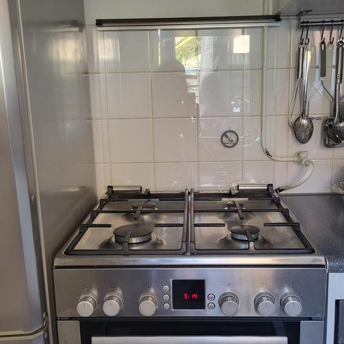 Gasfornuis met elektrische Oven, Witgoed en Apparatuur, Fornuizen, Gebruikt, Vrijstaand, Gas, 4 kookzones, Minder dan 85 cm, 45 tot 60 cm