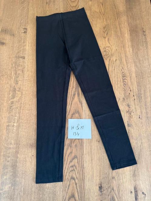 H&M zwarte legging als nieuw maat 134, Kinderen en Baby's, Kinderkleding | Maat 134, Zo goed als nieuw, Meisje, Broek, Ophalen of Verzenden