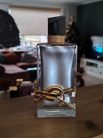 Yves Saint Laurent libre l'absolu platine  beschikbaar voor biedingen
