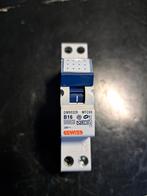 GEWISS B16amp GW903228 Instalatie automaat., Doe-het-zelf en Verbouw, Elektra en Kabels, Ophalen of Verzenden, Zo goed als nieuw