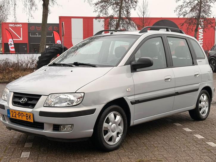 Hyundai Matrix 1.6 2004 Grijs, Auto's, Hyundai, Particulier, Matrix, Cruise Control, Benzine, E, MPV, Handgeschakeld, Origineel Nederlands