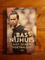 Boek voetbal | Bas Nijhuis: niet zeiken, voetballen, Ophalen of Verzenden, Zo goed als nieuw, Sport