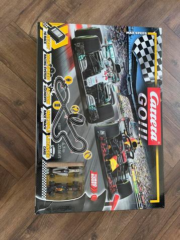 Racebaan carrera go max performance weinig gebruikt beschikbaar voor biedingen
