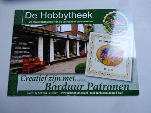 Boekje De hobbytheek: creafief zijn met borduur patronen, Hobby en Vrije tijd, Kaarten | Zelf maken, Zo goed als nieuw, Overige typen