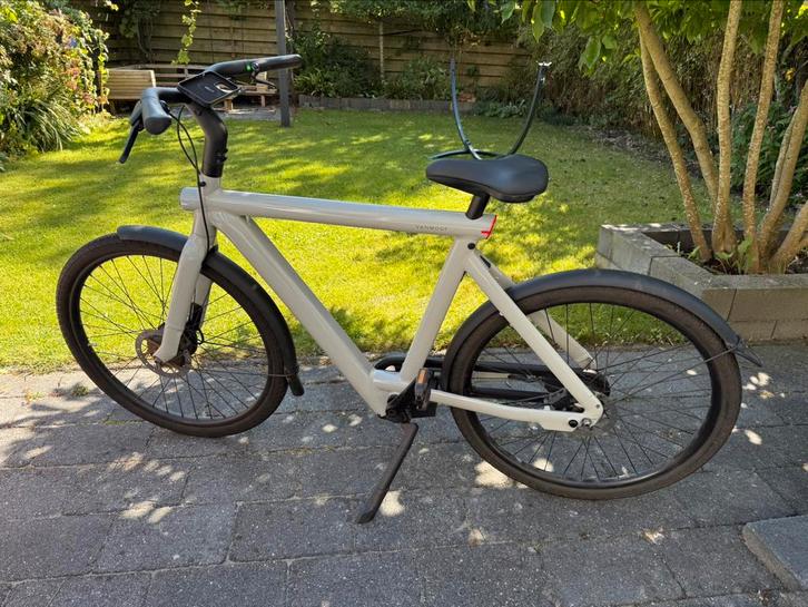 Vanmoof S5, Fietsen en Brommers, Elektrische fietsen, Zo goed als nieuw, Vanmoof, 59 cm of meer, 50 km per accu of meer, Ophalen