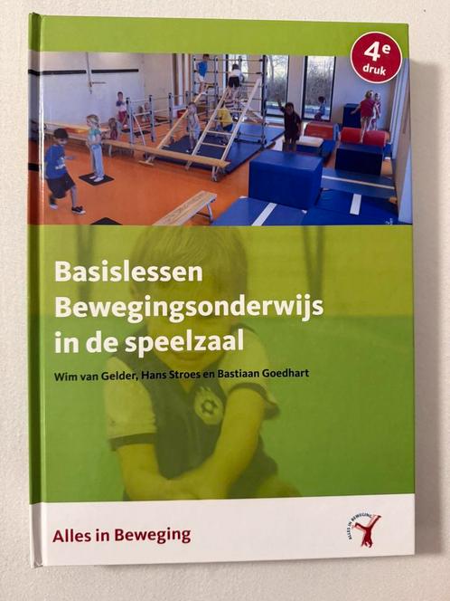 Basislessen bewegingsonderwijs in de speelzaal, Boeken, Schoolboeken, Zo goed als nieuw, Nederlands, Overige niveaus, Ophalen of Verzenden