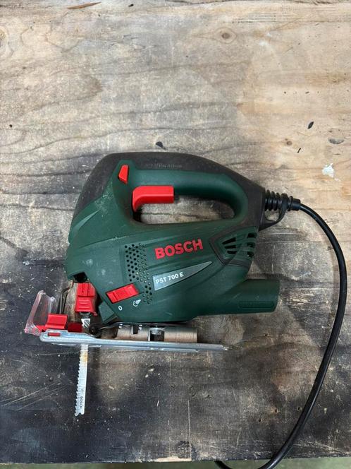 Bosch PST 700E Decoupeerzaag, Doe-het-zelf en Verbouw, Gereedschap | Zaagmachines, Zo goed als nieuw, Decoupeerzaag, 600 tot 1200 watt