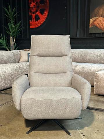Comfortabele Relaxstoel - SHOWMODEL! beschikbaar voor biedingen