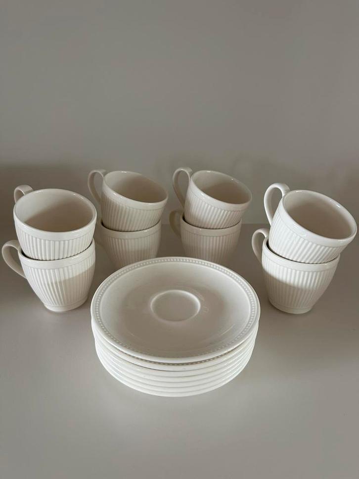 Wedgewood Windsor kop/schotel set 8x, Huis en Inrichting, Keuken | Servies, Zo goed als nieuw, Kop(pen) en/of Schotel(s), Overige stijlen