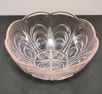 Art-déco coupe Verreries de Beignée beschikbaar voor biedingen