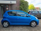Toyota Aygo 1.0-12V Dynamic Blue Apk |Airco |5DR | C1 / 107, Voorwielaandrijving, Gebruikt, 68 pk, Origineel Nederlands