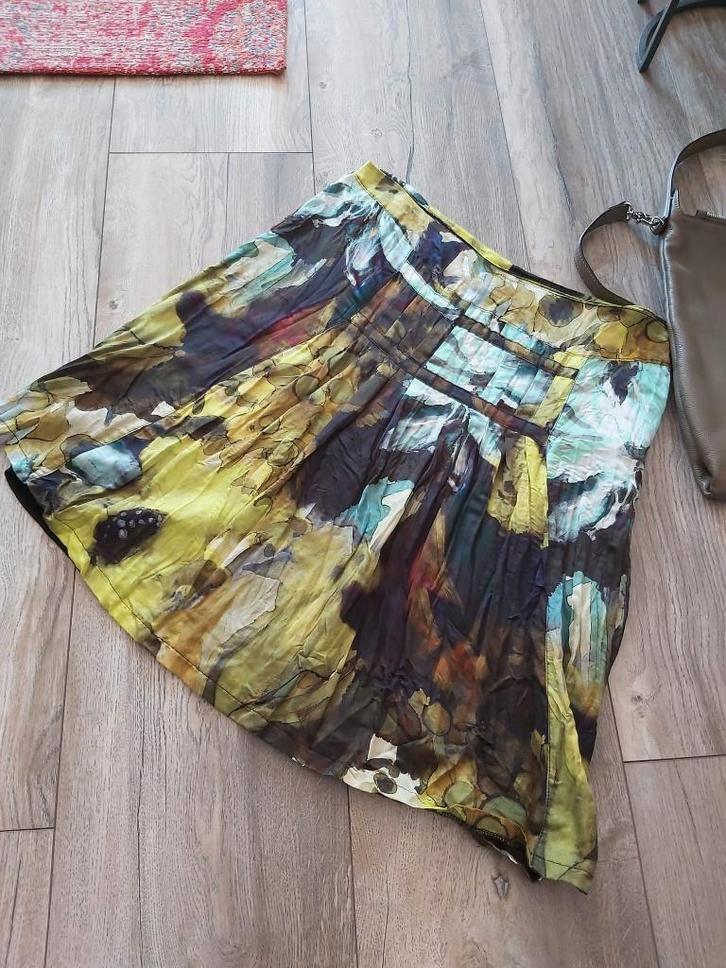 Prachtige Italiaanse zijde katoen a-lijn rok plooitjes 38 40, Kleding | Dames, Rokken, Zo goed als nieuw, Maat 38/40 (M), Overige kleuren