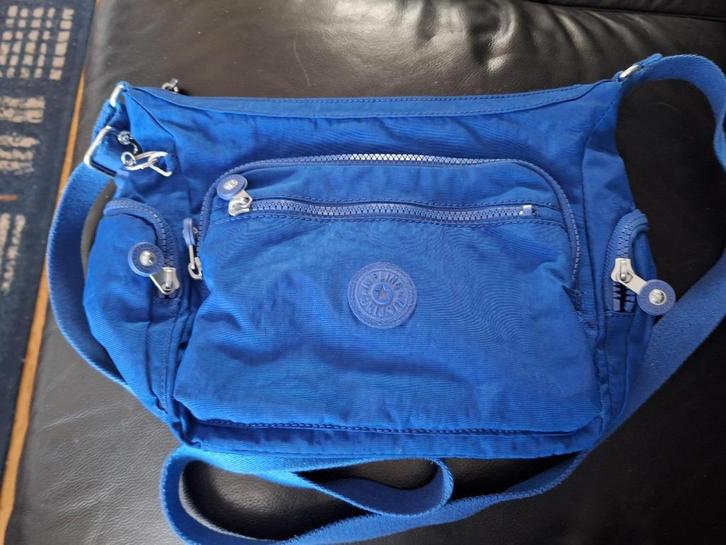 Kipling crossbody Gabbie medium blauw, Sieraden, Tassen en Uiterlijk, Tassen | Schoudertassen, Zo goed als nieuw, Kipling, Blauw