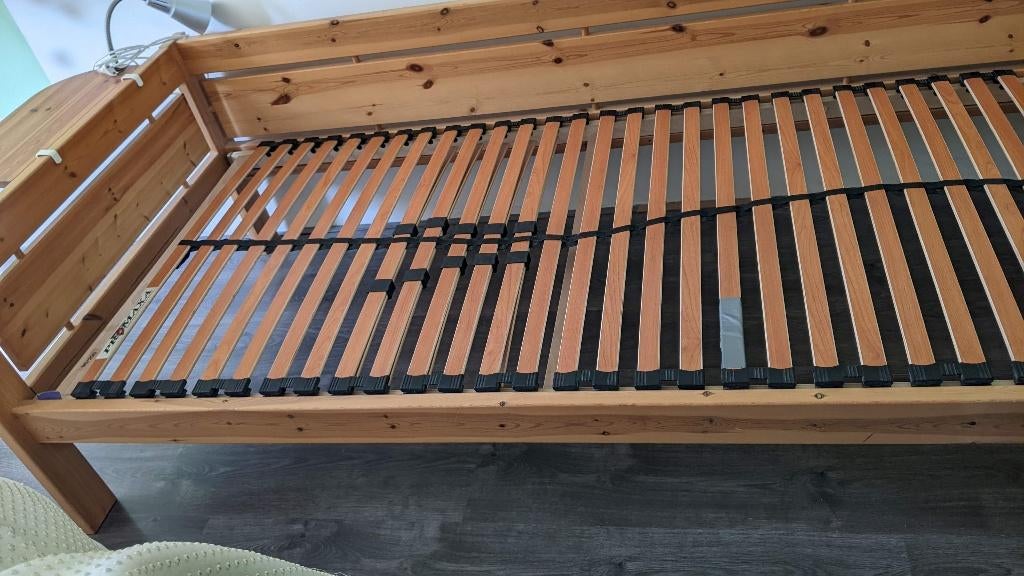 LIFETIME basisbed 90 bij 200 + halfhoogslaper INEEN, Ophalen, Gebruikt, Halfhoogslaper