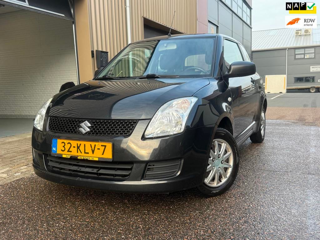 Suzuki Swift 1.3 Base, Gebruikt, Met garantie (alle), 400 kg, Bedrijf