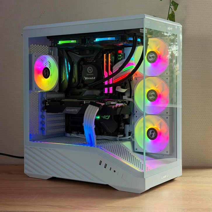 Sterke Gaming PC Wit, Computers en Software, Desktop Pc's, Zo goed als nieuw, 4 Ghz of meer, SSD, 16 GB, Met videokaart, Gaming