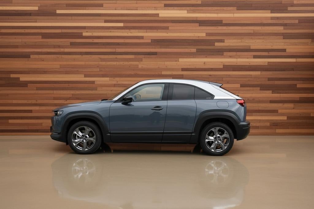 Mazda MX-30 e-SkyActiv 145 Comfort 36 kWh | SOH 94,94% | CAM, Auto's, Mazda, Gebruikt, Huisgarantie, 35 kWh, Met garantie (alle)