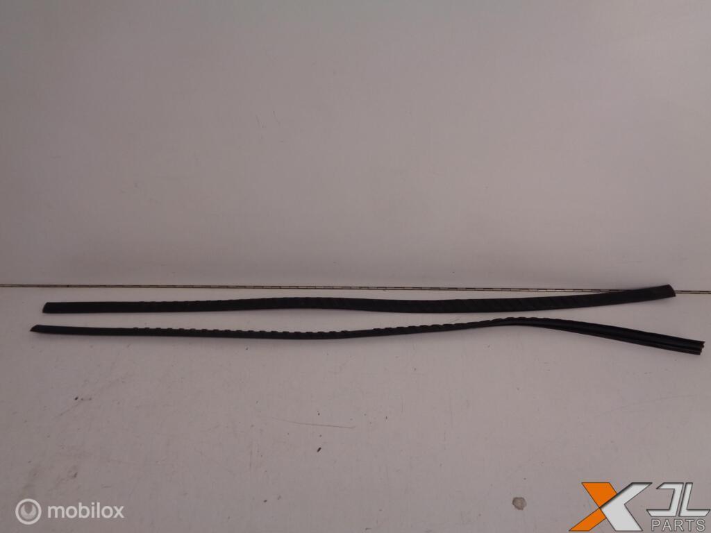 A2126840105 S212 ANTISLIPSTRIPS KOFFER NOS OEM MERCEDES, Auto-onderdelen, Interieur en Bekleding, Mercedes-Benz, Nieuw, Ophalen of Verzenden