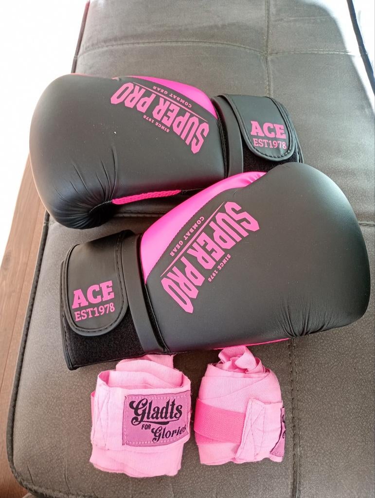 Bokshandschoenen, Sport en Fitness, Boksen, Ophalen of Verzenden, Zo goed als nieuw, Bokshandschoenen