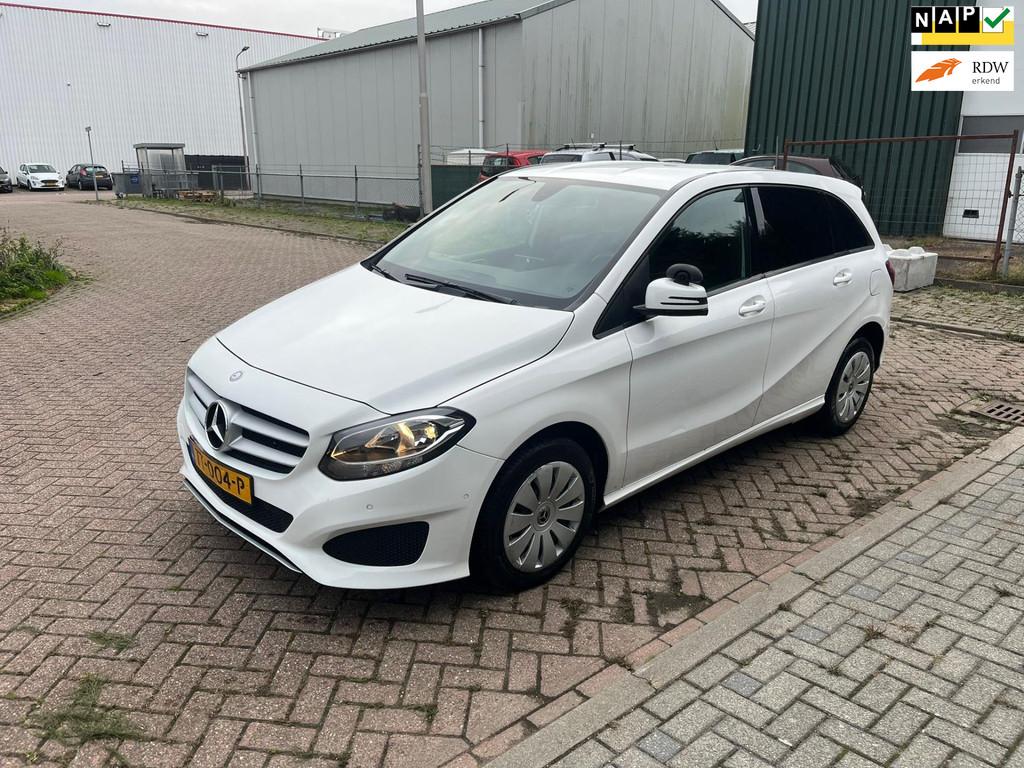 Mercedes-Benz B-klasse 220 d Automaat Cruise Airco Pdc Voor, Auto's, Mercedes-Benz, Gebruikt, Euro 6, 4 cilinders, Origineel Nederlands