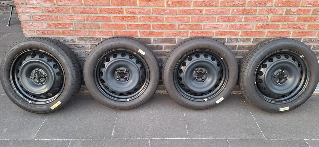 Zomerbanden met velgen voor Toyota Aygo X (2022-heden), Auto-onderdelen, Banden en Velgen, 175 mm, Banden en Velgen, Nieuw, 17 inch