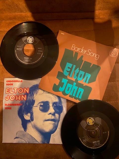 Elton John 2 vintage single's, Cd's en Dvd's, Vinyl Singles, Gebruikt, Single, Pop, 7 inch, Ophalen of Verzenden