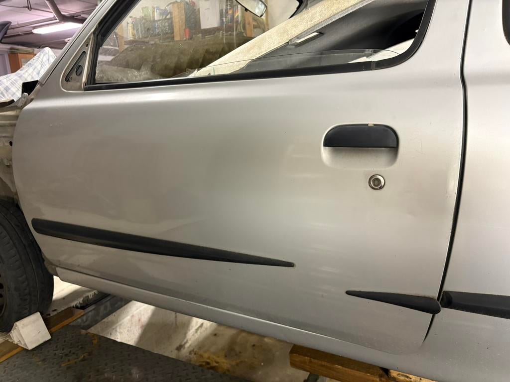 Deur nissan micra, Auto-onderdelen, Ophalen, Nissan, Deur