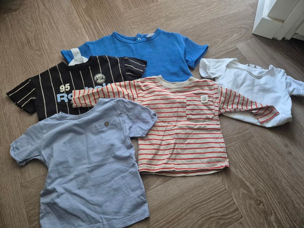Babykleding pakket maat 74 / 80 jongens zie foto's, Kinderen en Baby's, Babykleding | Baby-kledingpakketten, Ophalen of Verzenden