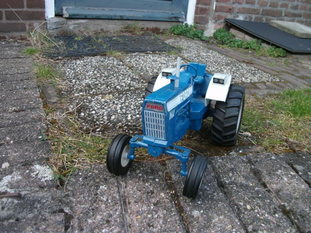 ford   8600   tractor, Ophalen of Verzenden, Gebruikt, Overige typen, ERTL